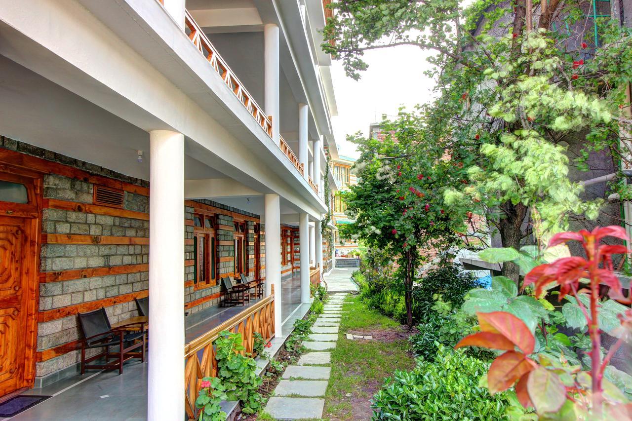 Om-Shanti Villa Manali (Himachal Pradesh) Exterior photo